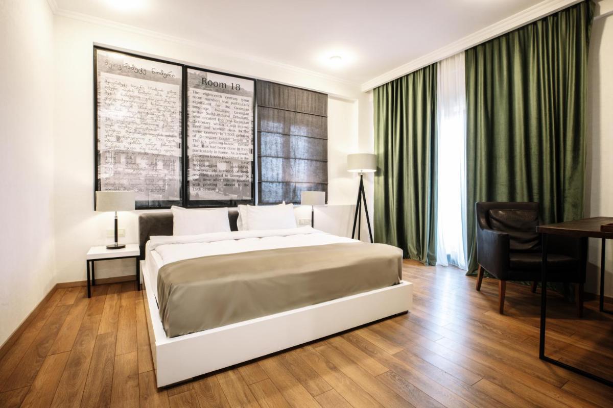 Citadel Narikala Hotel - Housity