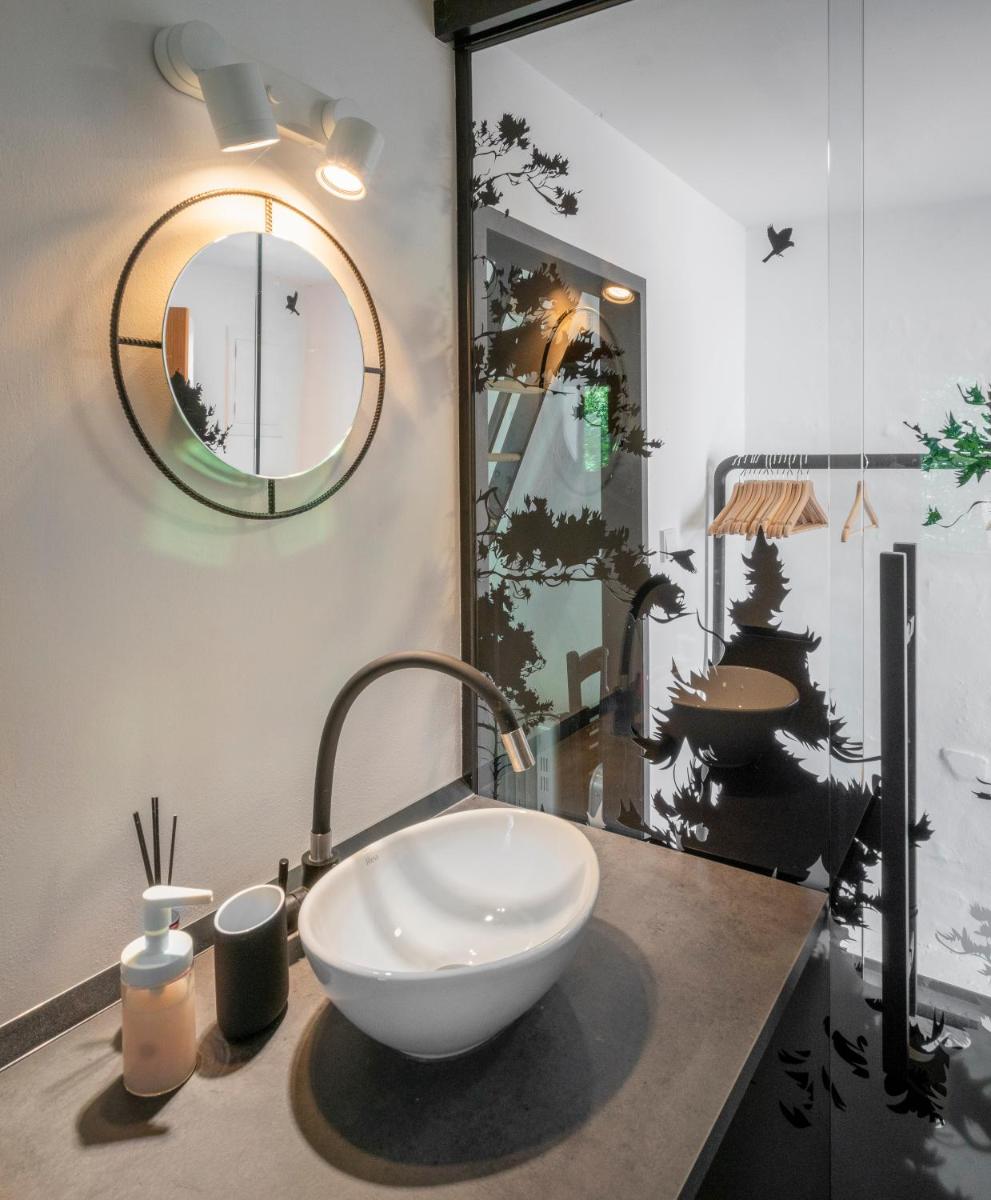 Suitetrails - Tiny House nebo Apartmán v domě se zahradou