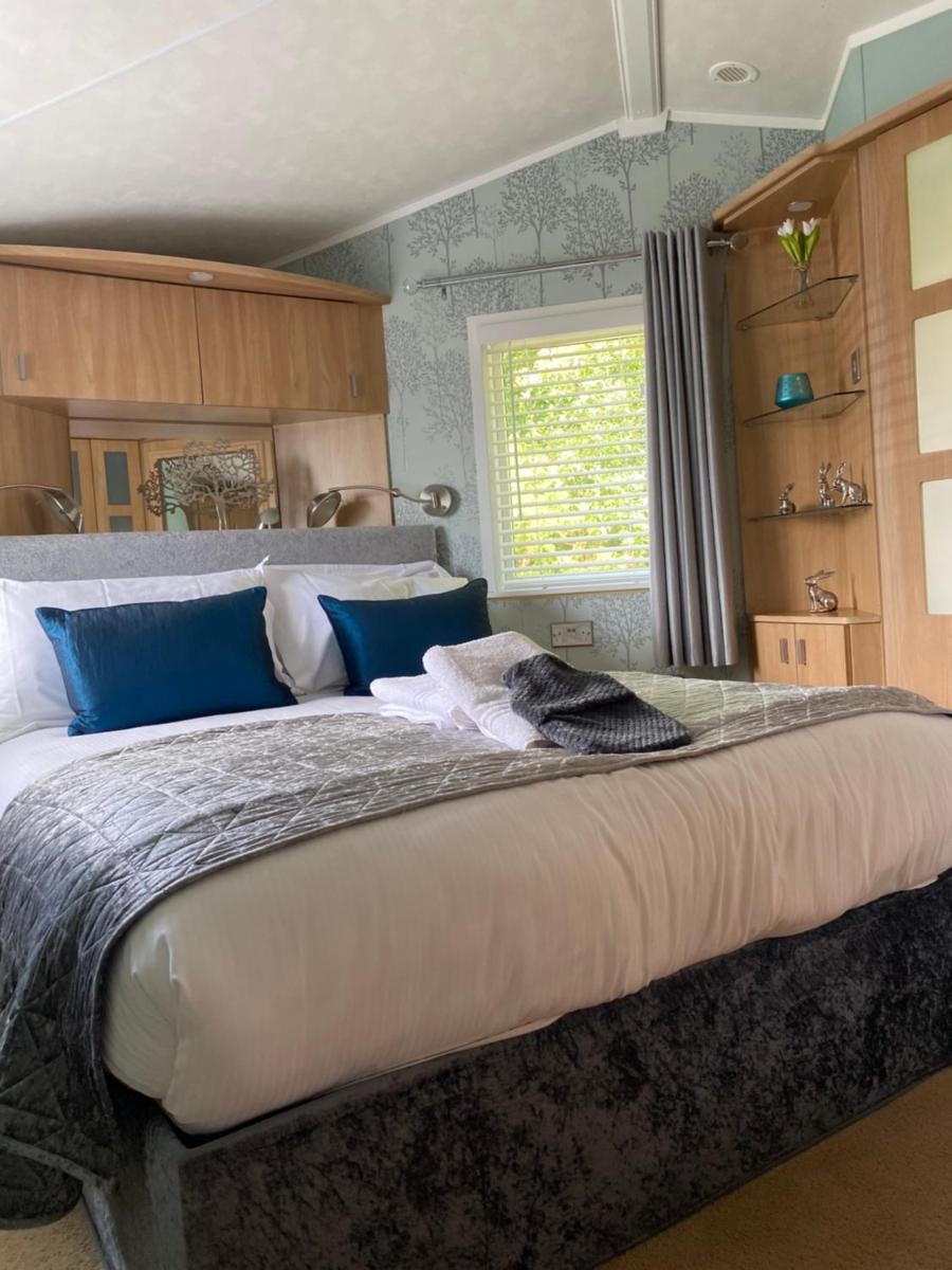 Cosy & Modern Cabin In Heart of Northumberland - Housity