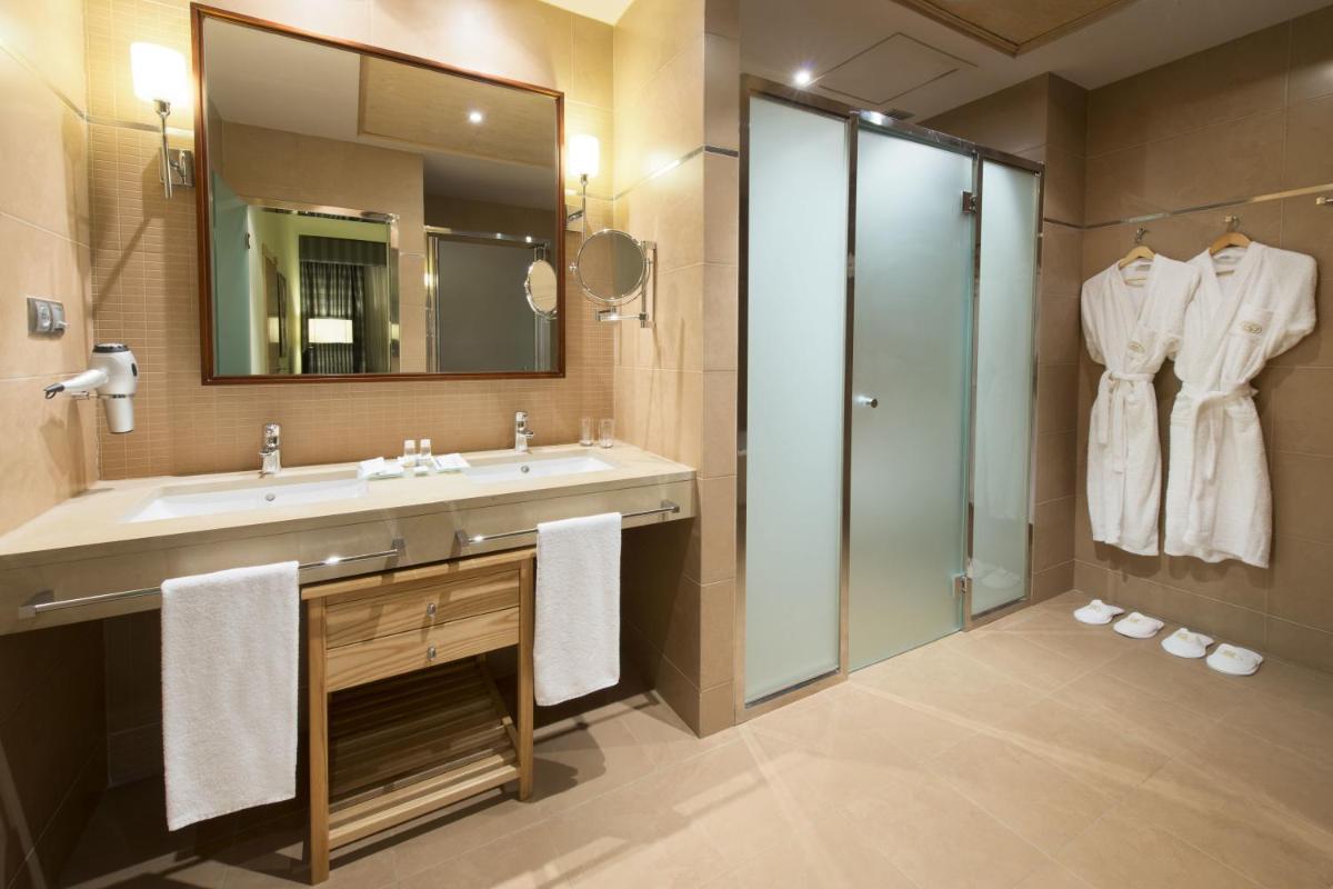 Elba Almeria Business & Convention Hotel - Housity