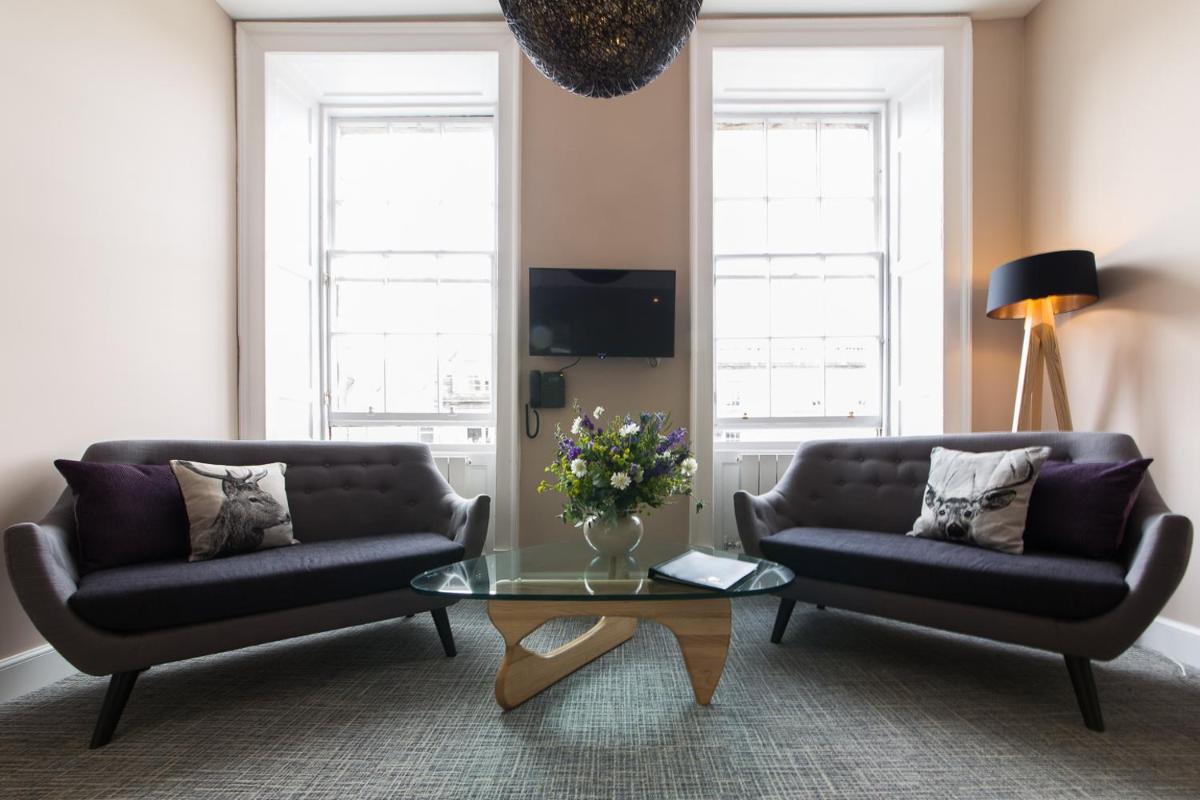 The Spires Serviced Apartments Edinburgh - Housity
