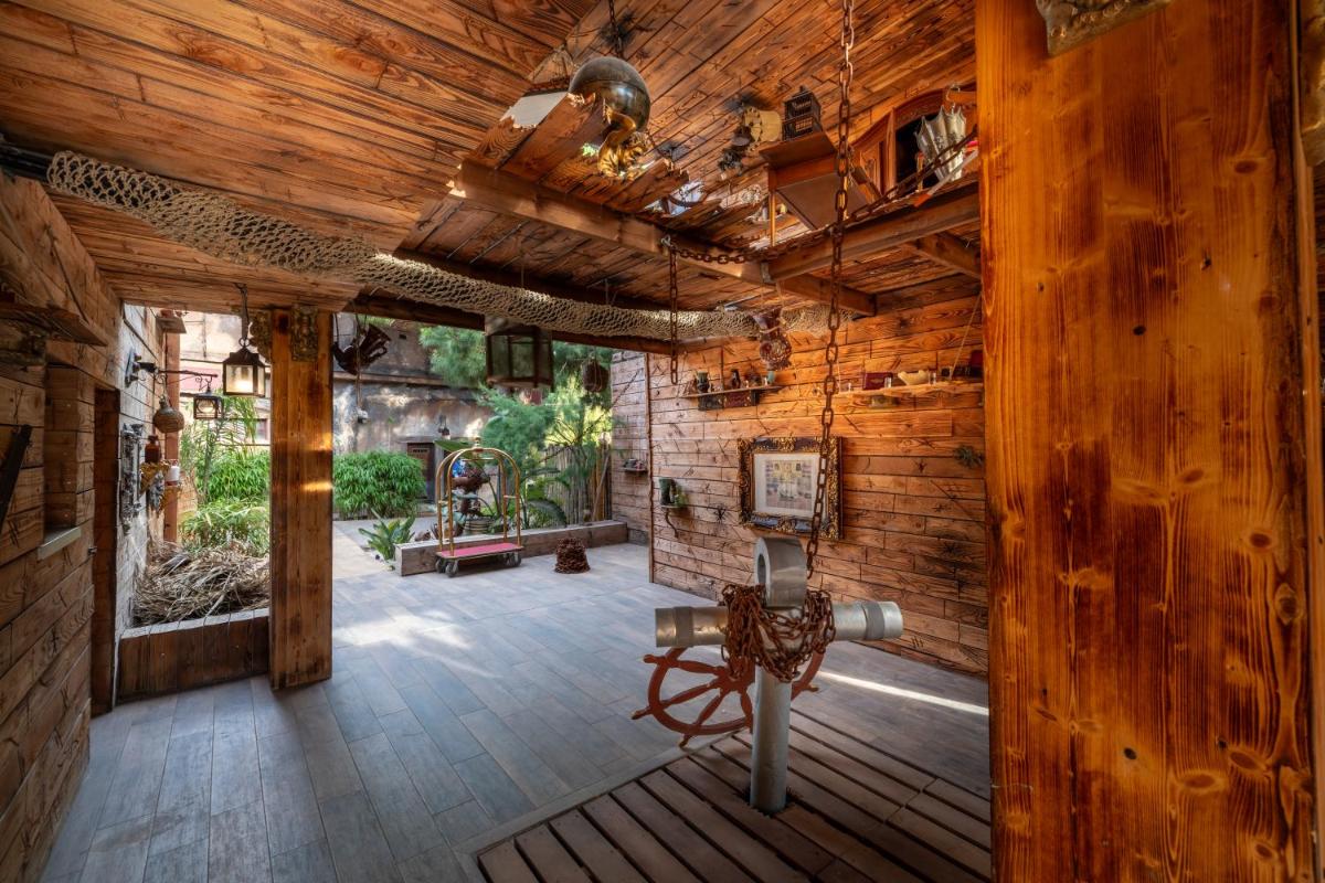 Hôtel Pirates World - Housity
