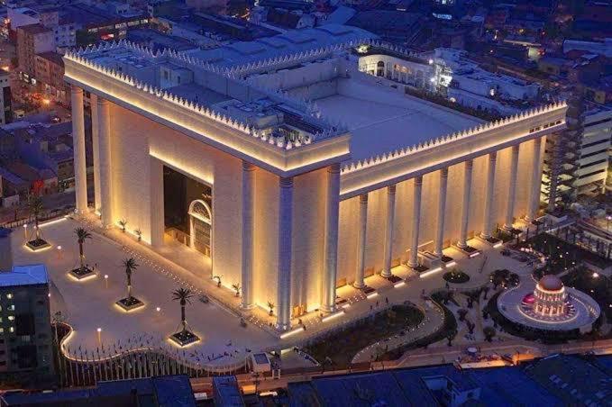 Suitetrails - Apartamento para pessoas de família ou a negócio, Ap Grande 3 quartos no Brás próximo igreja Mundial,mercado municipal, 25 de março, templo Salomão, metro Dom Pedro ll, bancos, mercado e etc