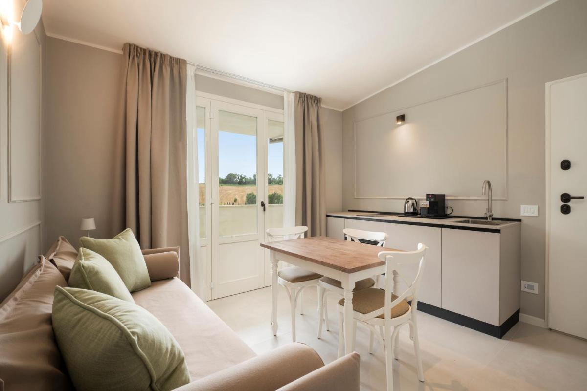Borgopetra Resort Numana - Housity