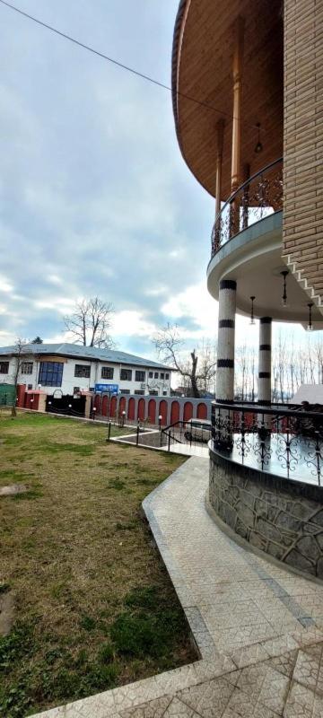 City Hills Resort A Boutique Hotel - Housity