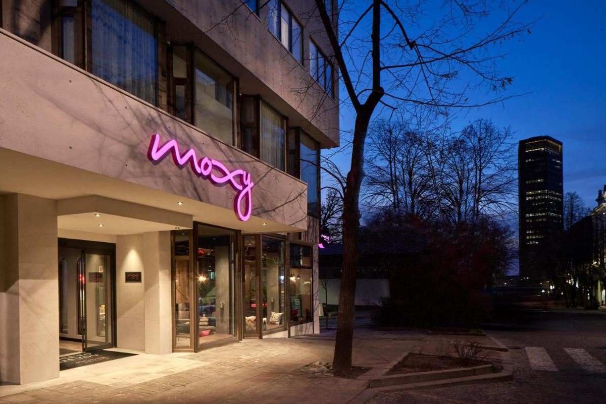 Moxy Belgrade - Housity