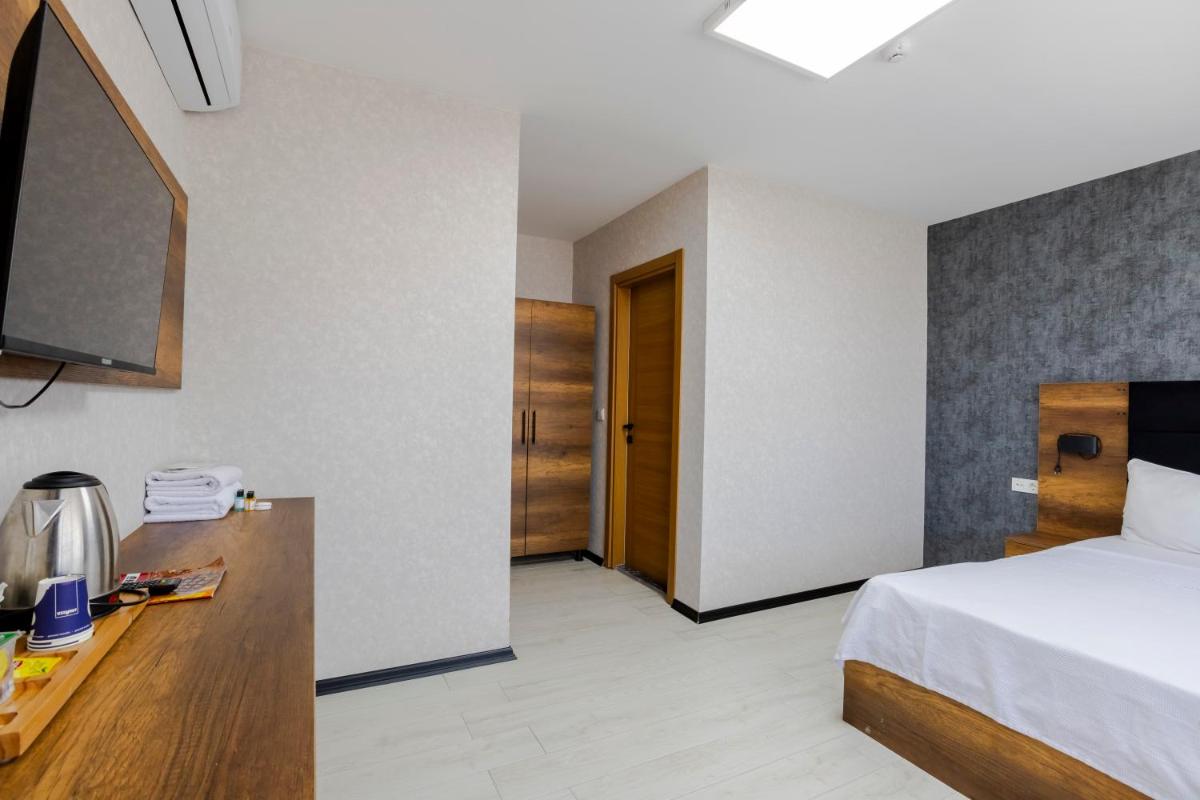 ACAR AIRPORT +PLUS - Housity