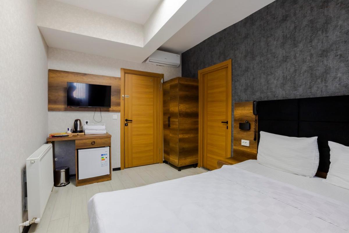 ACAR AIRPORT +PLUS - Housity