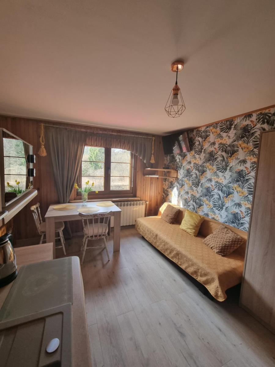 Gościniec Jawor - Housity