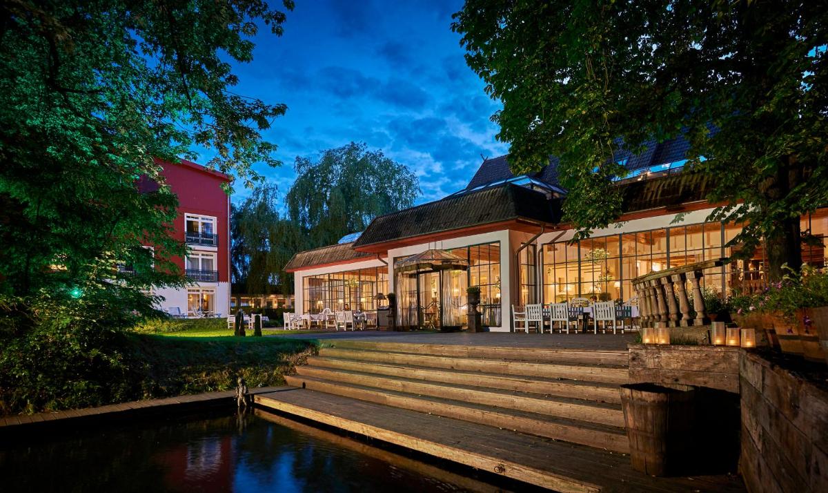 Das Gebäude in dem sich das Hotel befindet