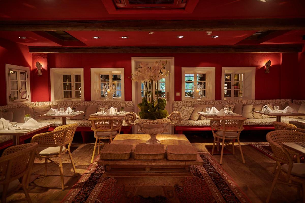 Ein Sitzbereich in der Unterkunft BLEICHE RESORT & SPA