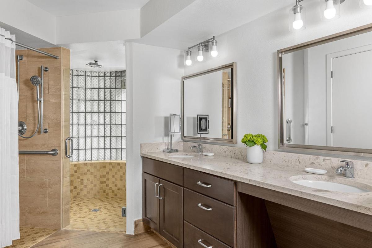 Marriott's Sabal Palms - Housity