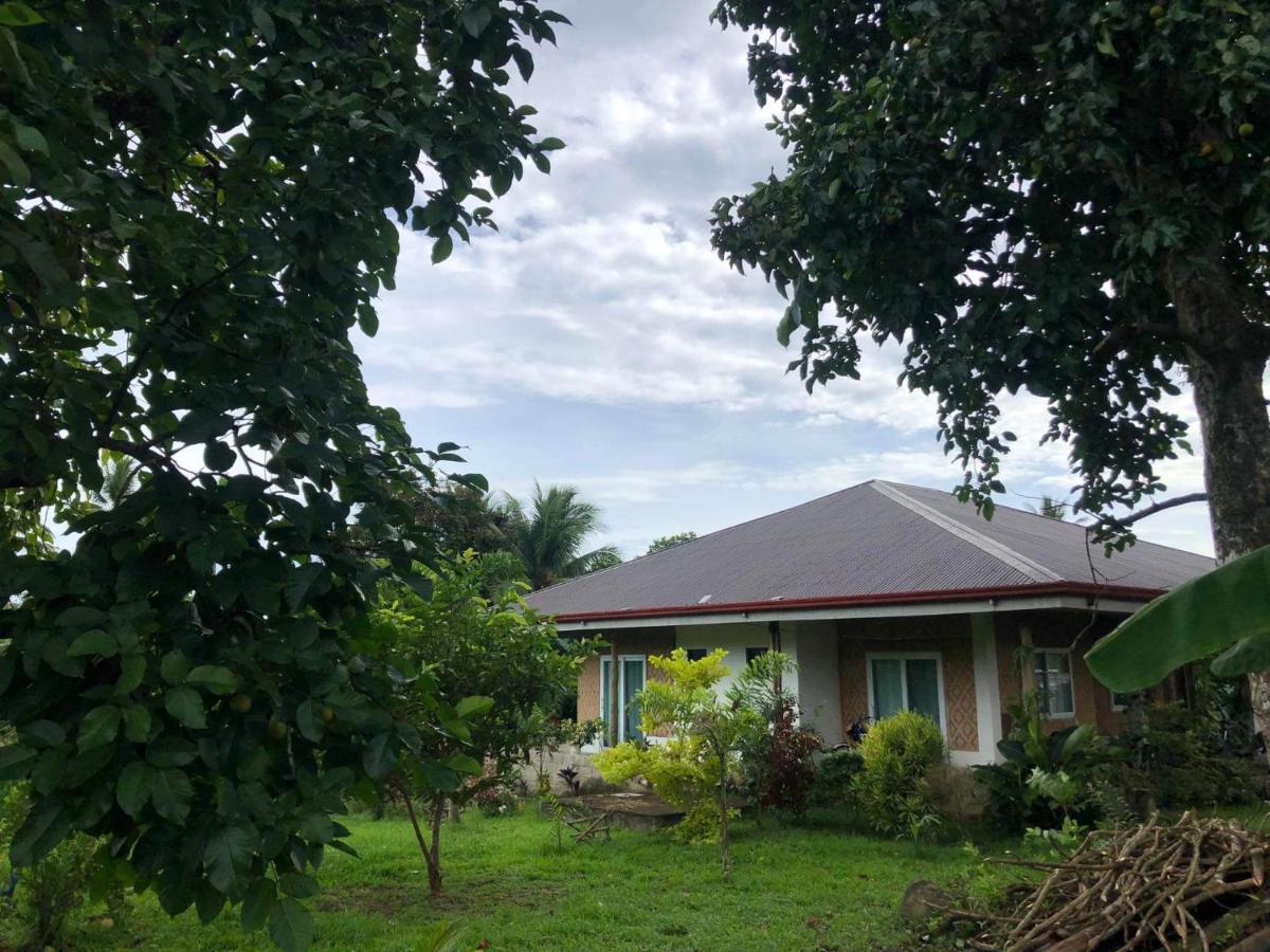 Sheila’s Villa - Housity