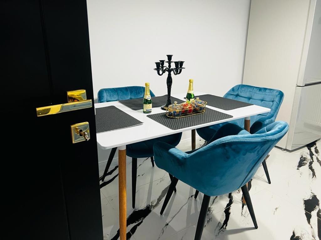Apartament Plaja Neversea - Housity