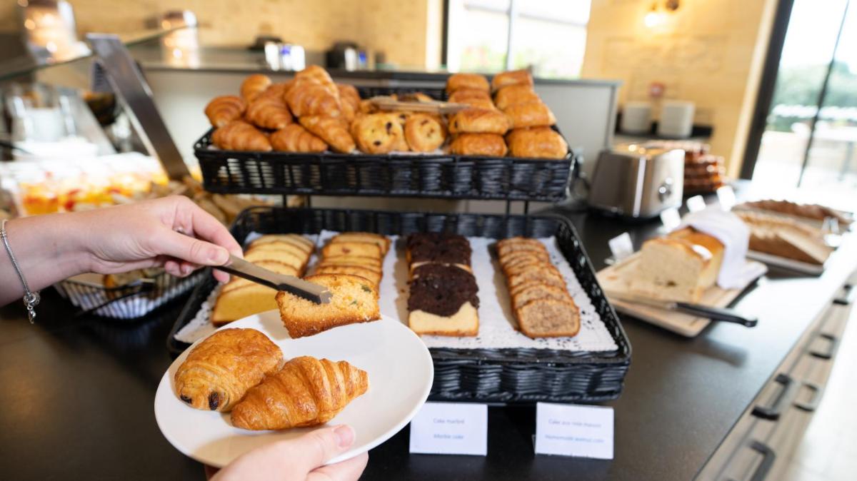 Nourriture dans l'hôtel ou à proximité