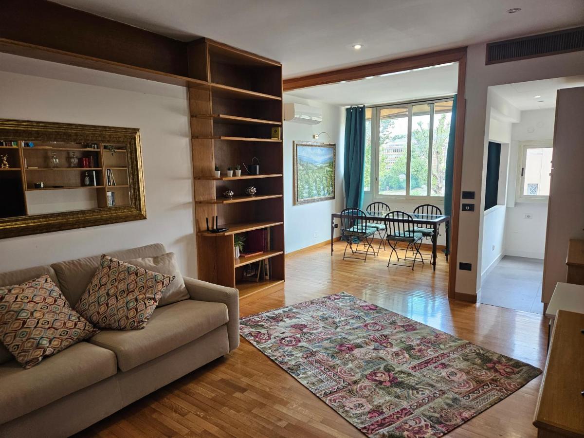 R.C. Giulio Cesare. Loft in centro - Housity