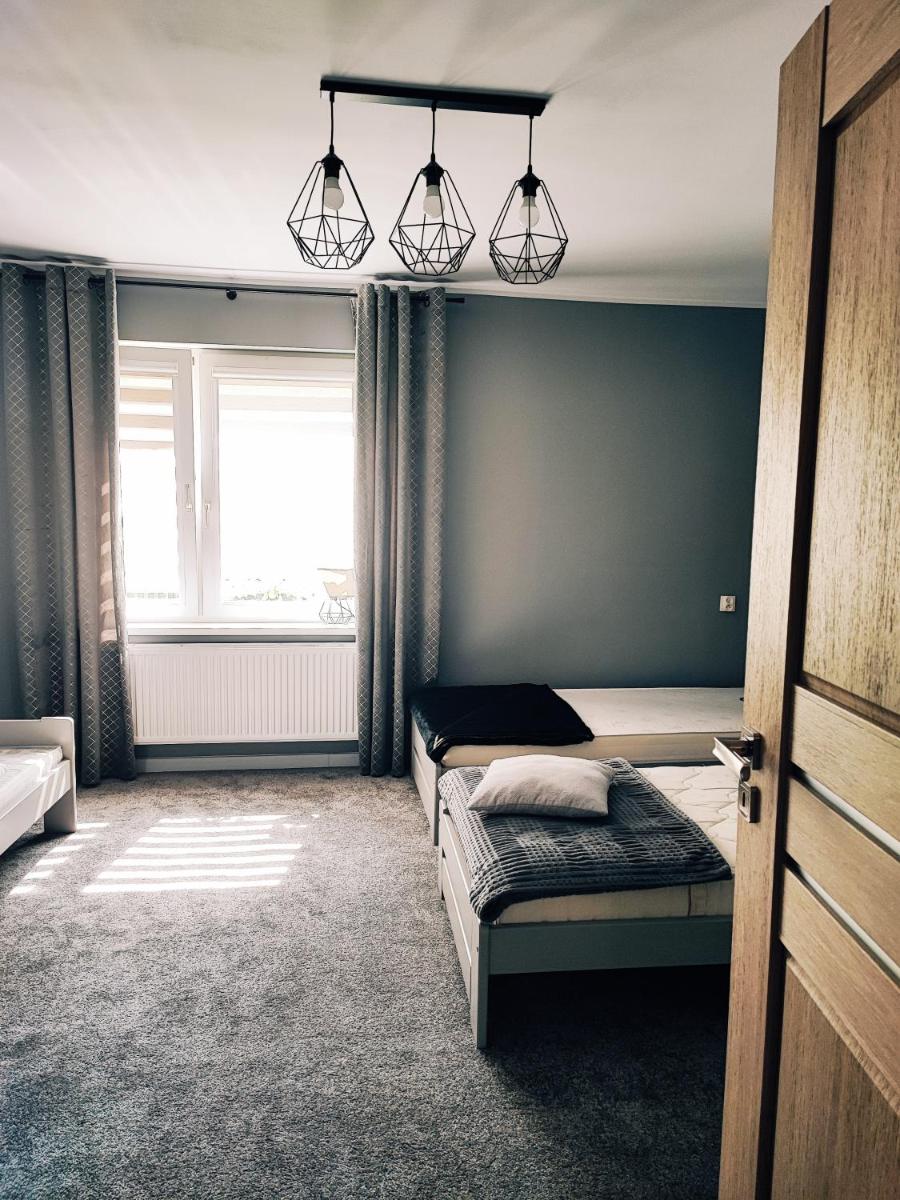 Samodzielne mieszkanie na parterze domu - Housity