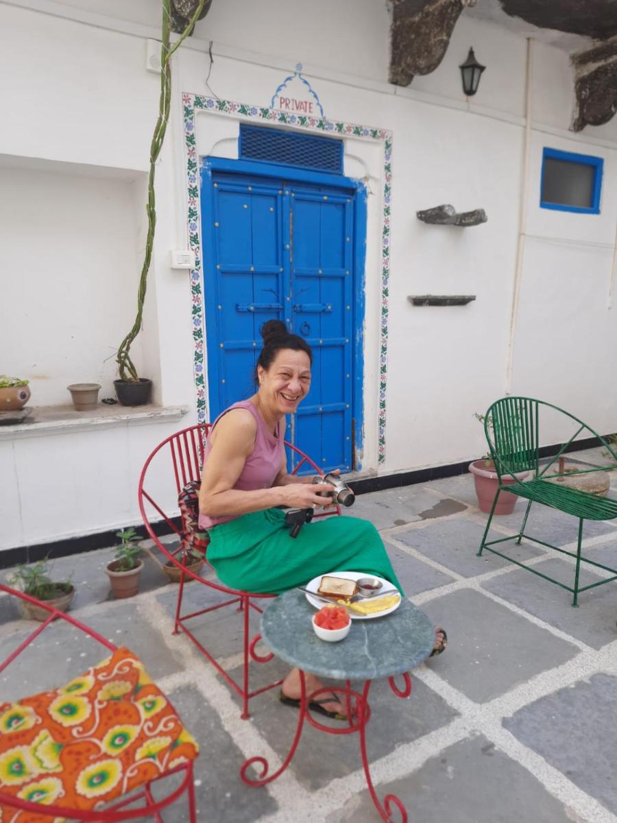 Madan Mohan Villas (A Haritage Haveli Home Stay) - Housity