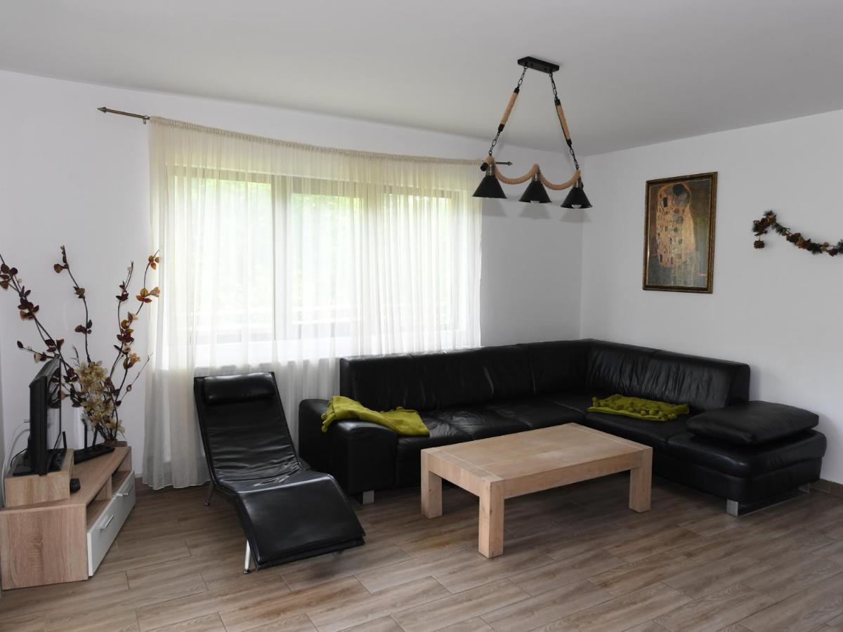Casa cu Scări - Housity