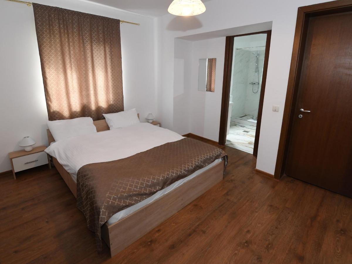 Casa cu Scări - Housity