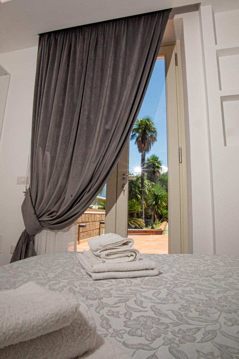 Forever Luxury Rooms - Housity