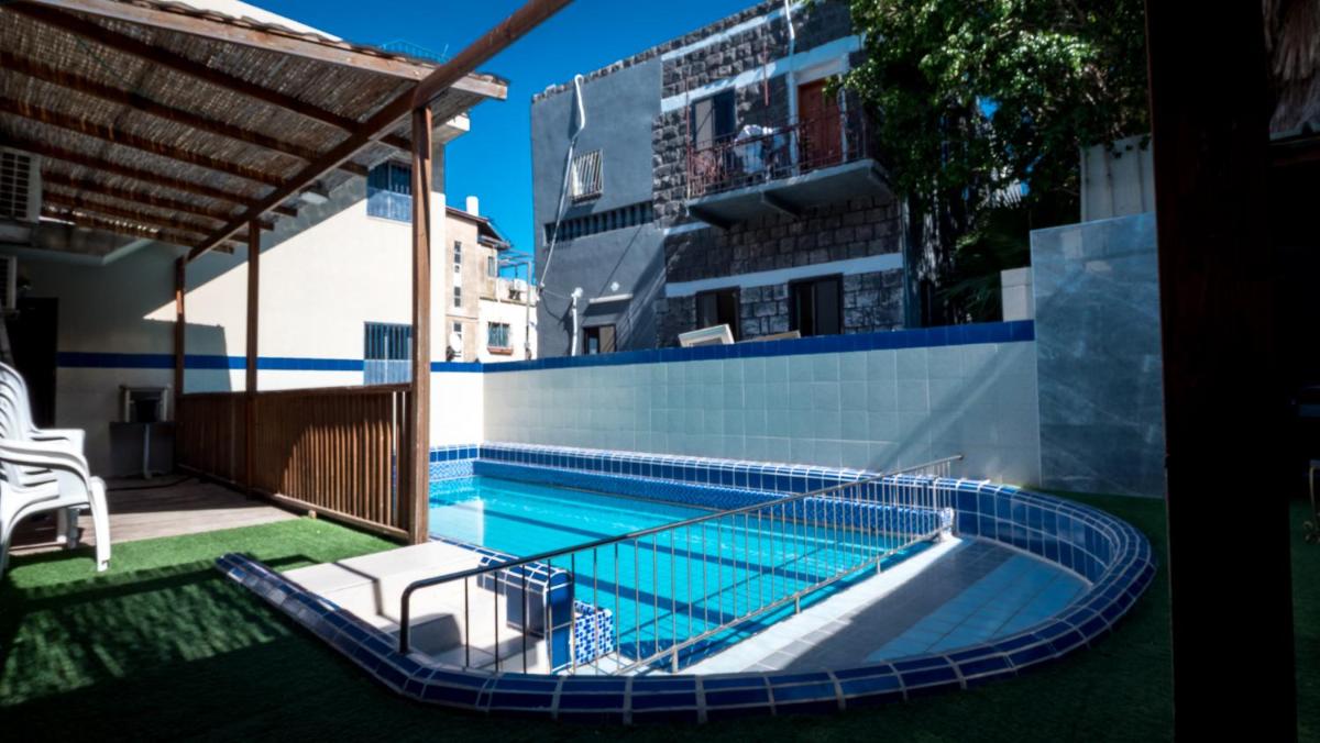 Suitetrails - Maman Guest House