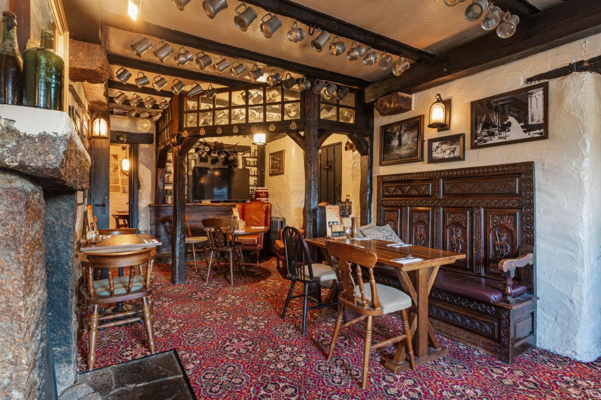 The Jamaica Inn, Bodmin, Cornwall - Housity