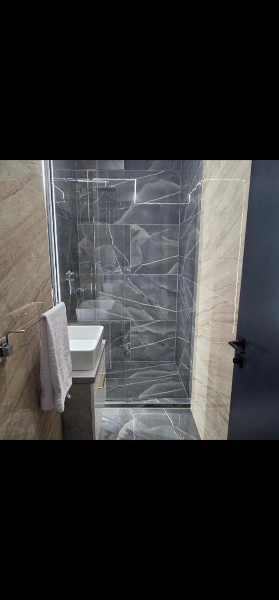 Luxury Room 's - Housity