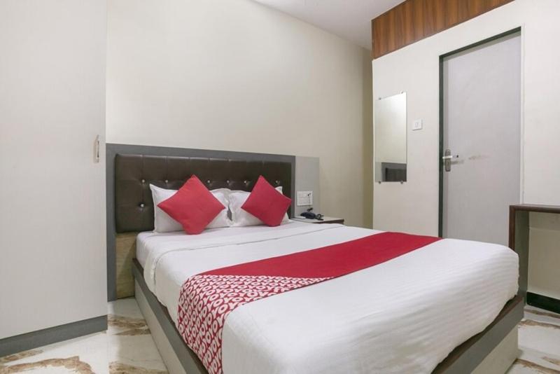 MAYURI RESIDENCY HOTEL - Housity