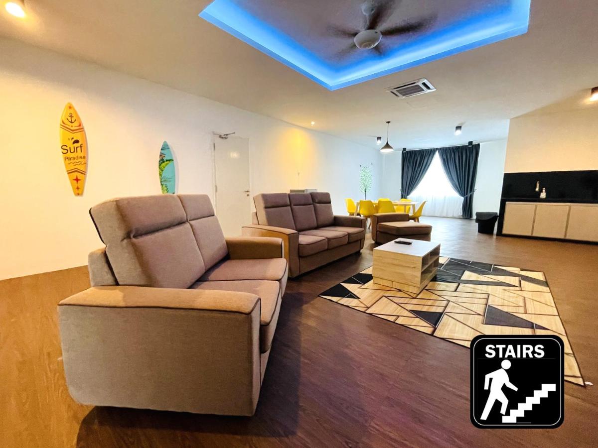 Hard Rock VIP Guest House - Housity