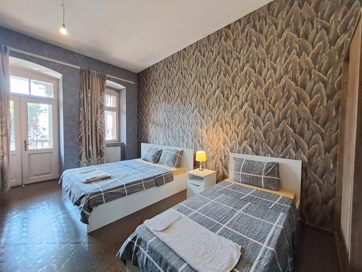 Hotel 6 Old Tbilisi - Housity