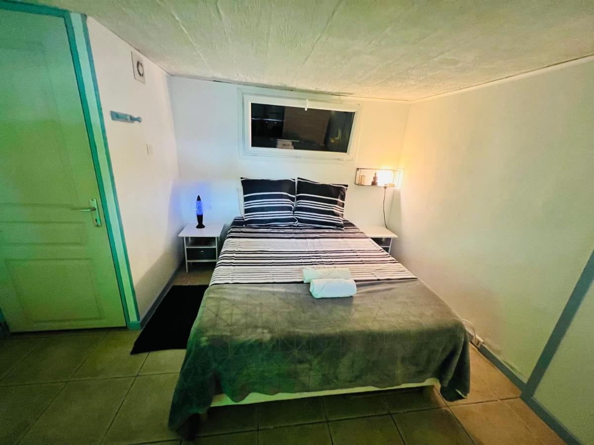 Chambre d'Hôtes B&B LES BOIS BLANCS - Housity