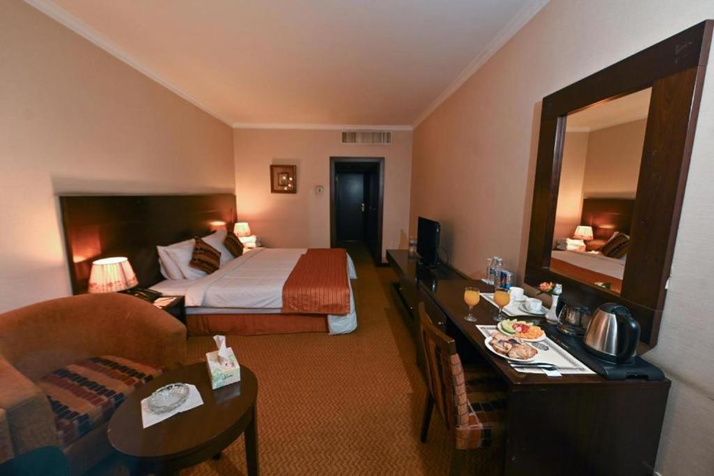Suitetrails - Palestine Hotel