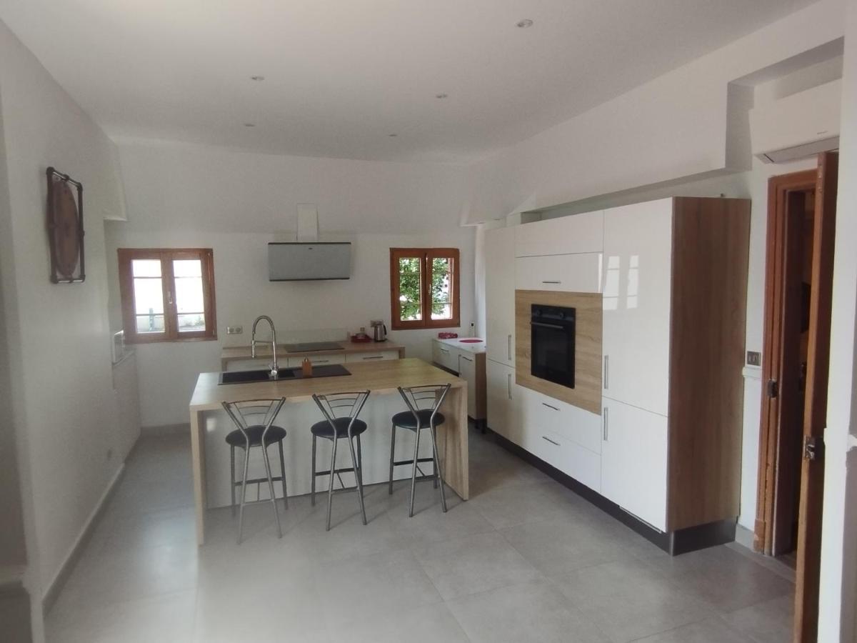 VILLA Douce Loue - Housity