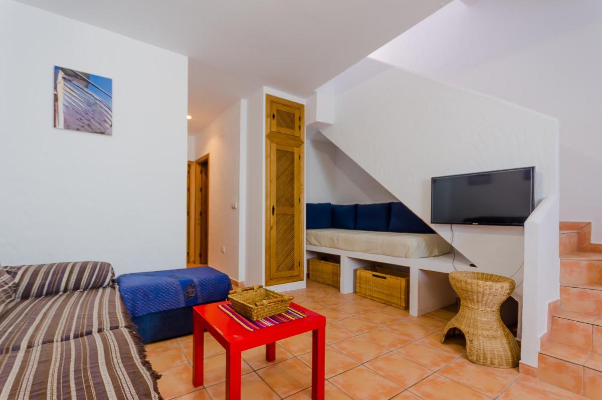 Apartamentos MAS Conil - Housity