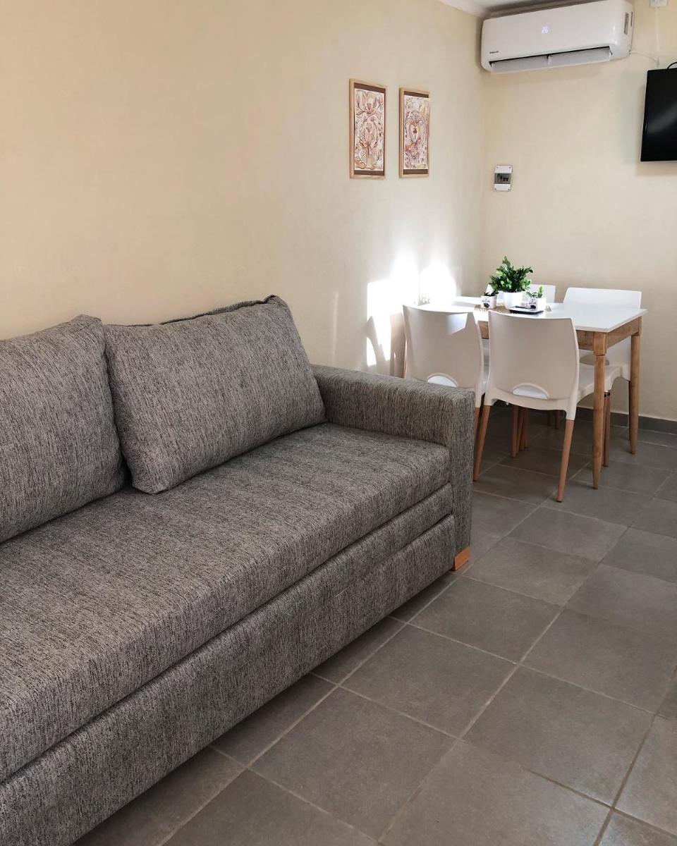 *Viejo Refugio* - Housity