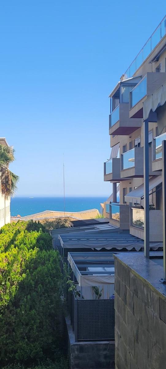 Torremolinos vistas mar piscina wifi - Hizvo