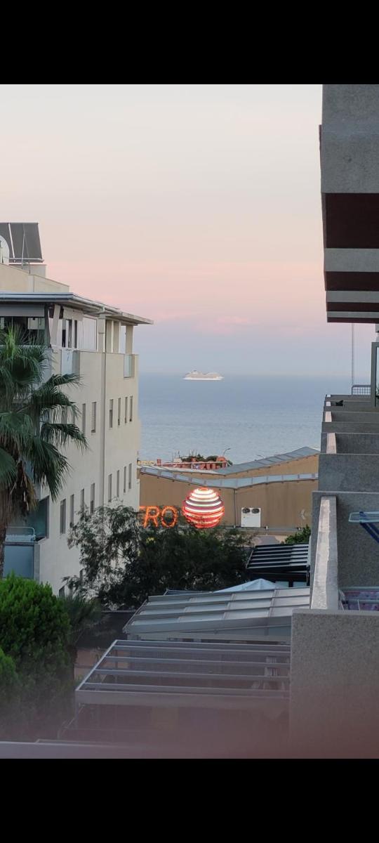 Torremolinos vistas mar piscina wifi - Hizvo