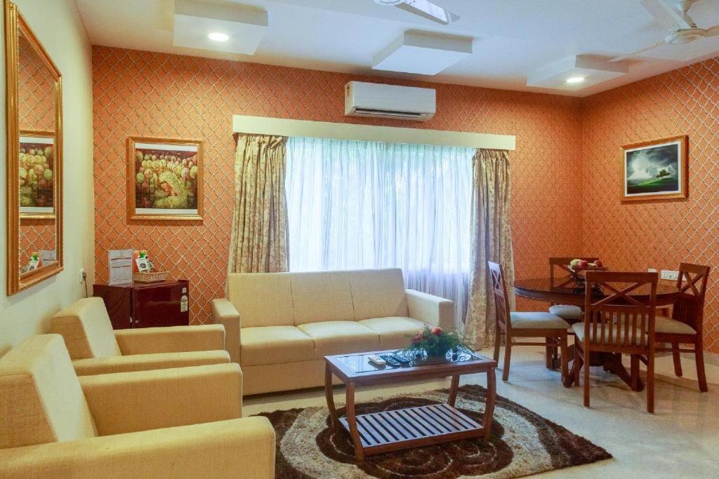 HOTEL ROYAL GRANDE - Housity