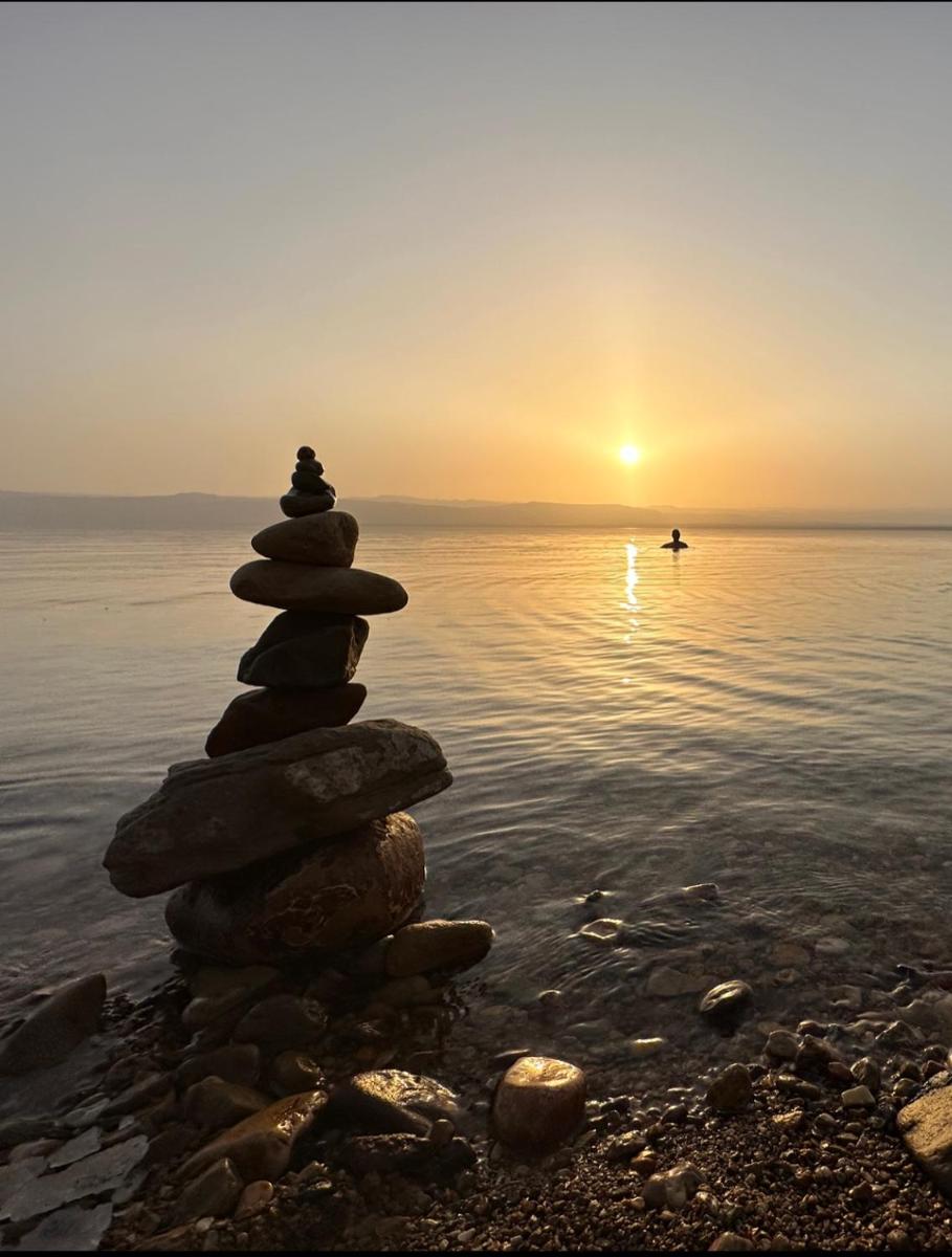 Sunset apartment in Samarah Dead Sea resort - Housity