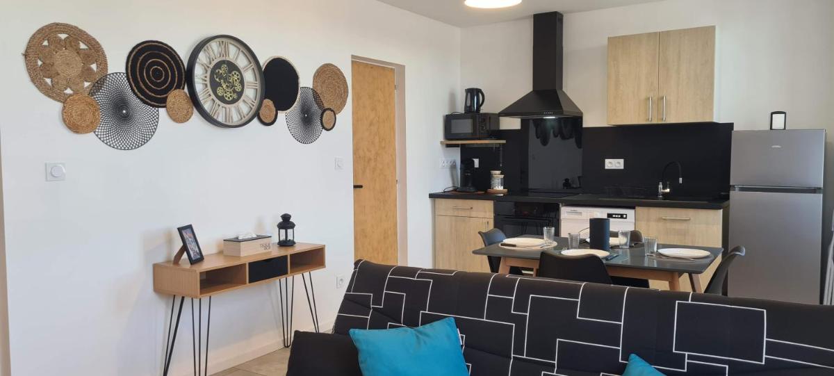 La Campagne à la ville dans pavillon avec jardin Clos et privatif - Housity