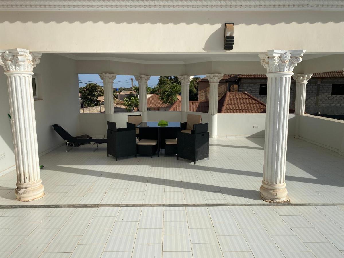 Muhammed Ceesay Villa - Housity