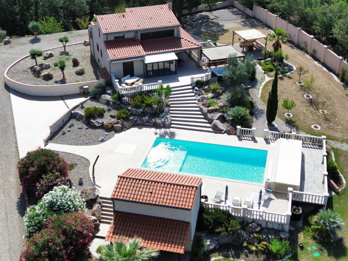 Villa RENE - Housity