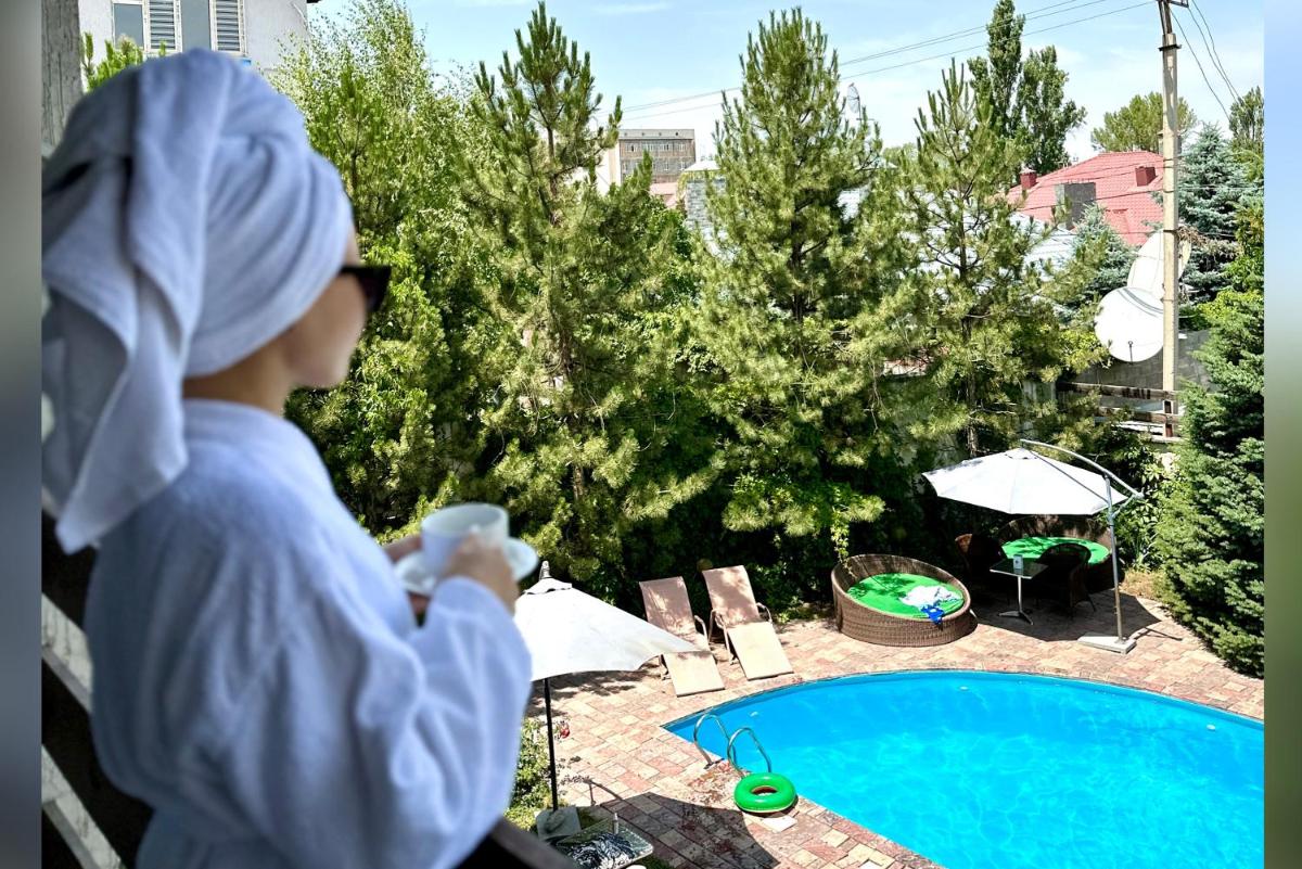 Tian-Shan Hotel - Housity