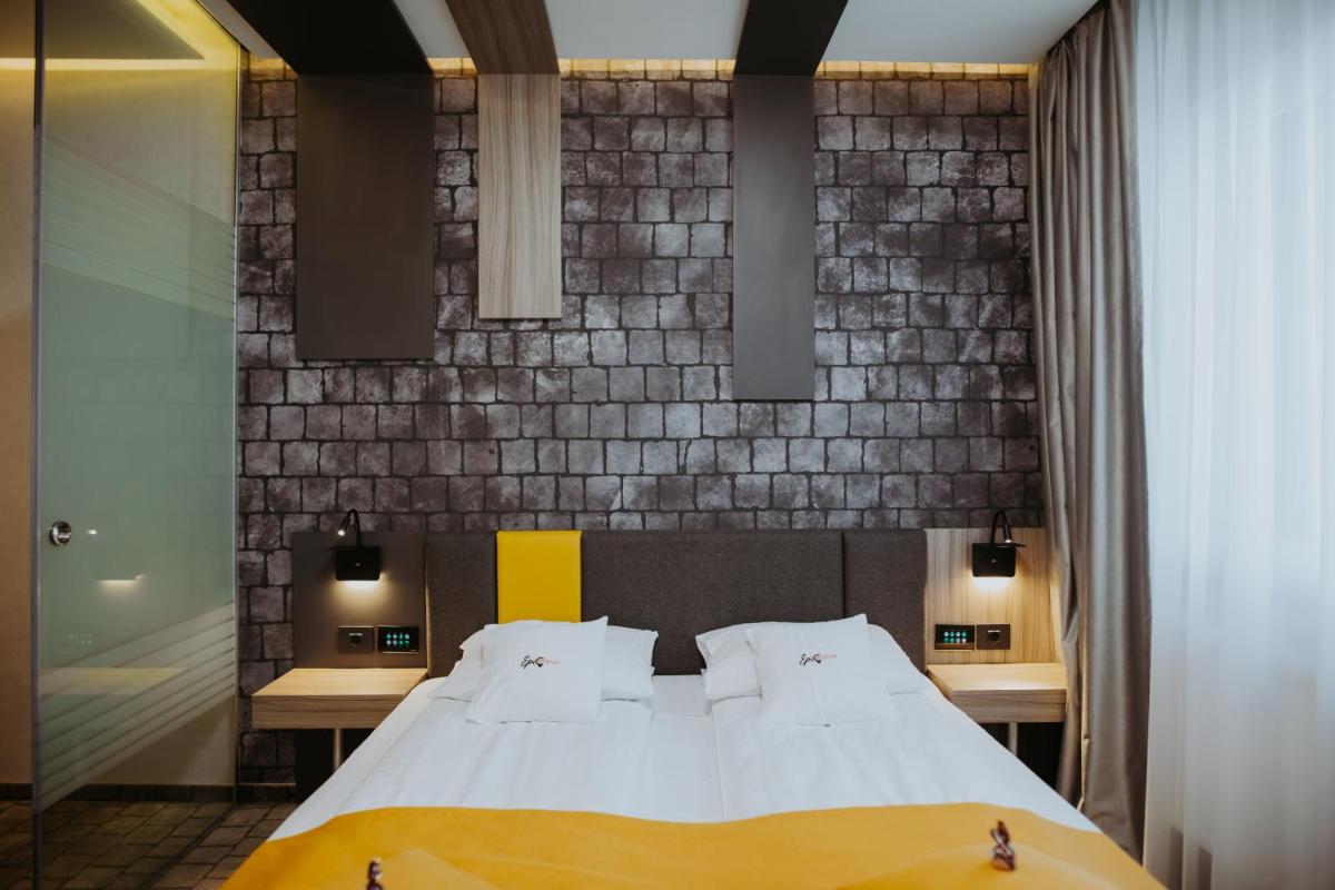 Hotel Epic Centrum - Housity
