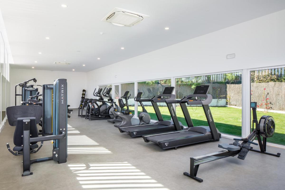 O centro de fitness e/ou as comodidades de fitness de AP Cabanas Beach & Nature - Adults Friendly