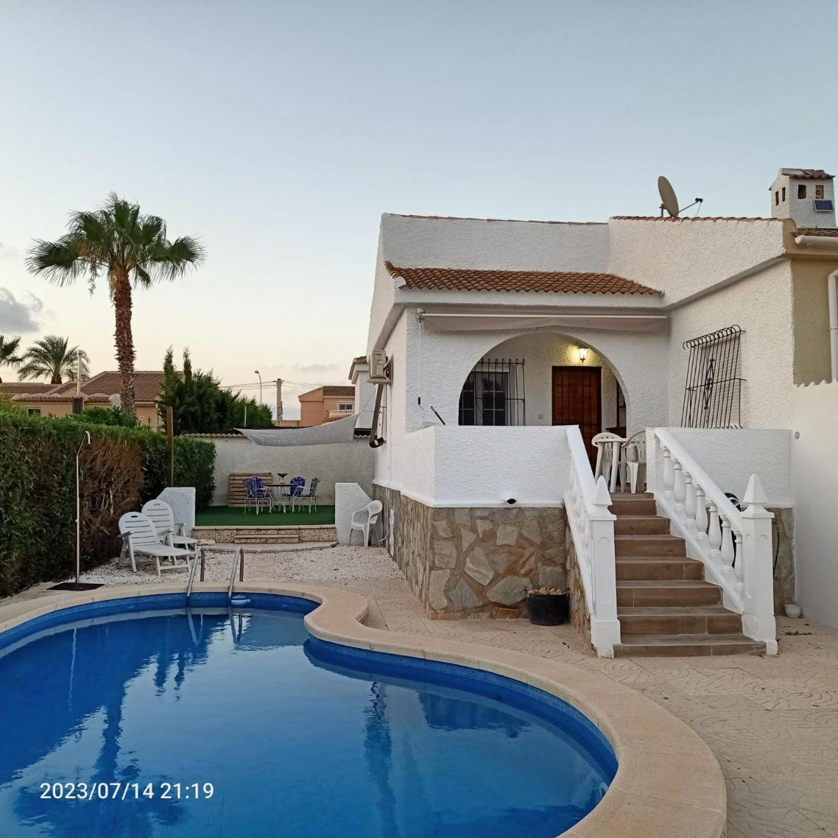 Suitetrails - Acogedora casa con piscina
