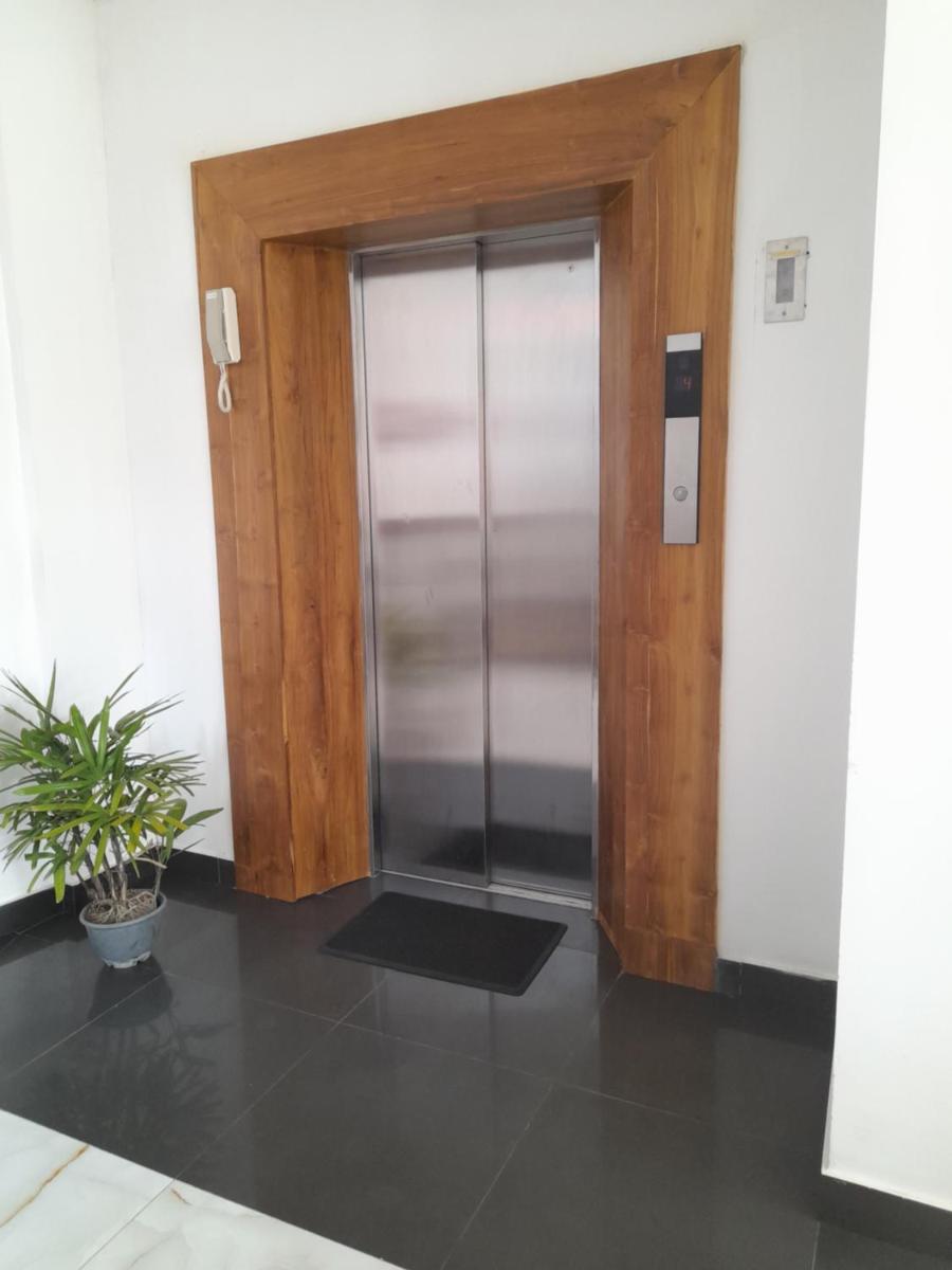 Suitetrails - Marine Tourist Guest House at Negombo Beach