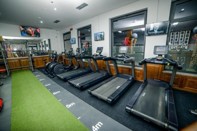 Mini Hotel RiverLux Apartments - Housity