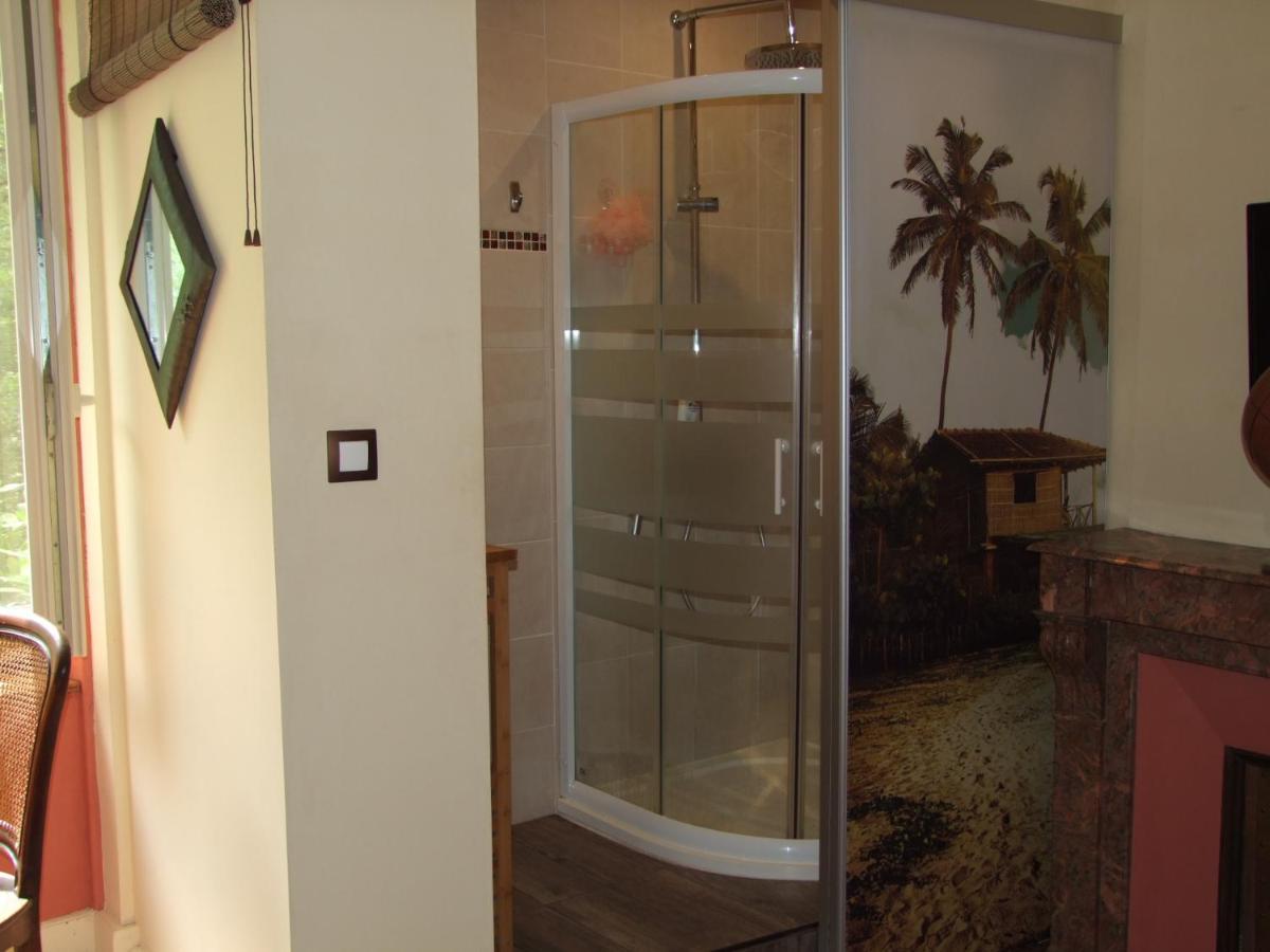 Au Bois de la Grave - Housity